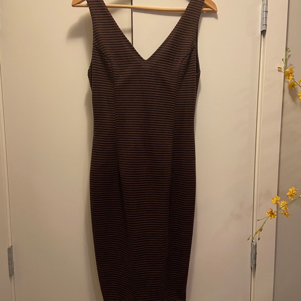 ASTR Body Con Dress - Picture 3 of 3